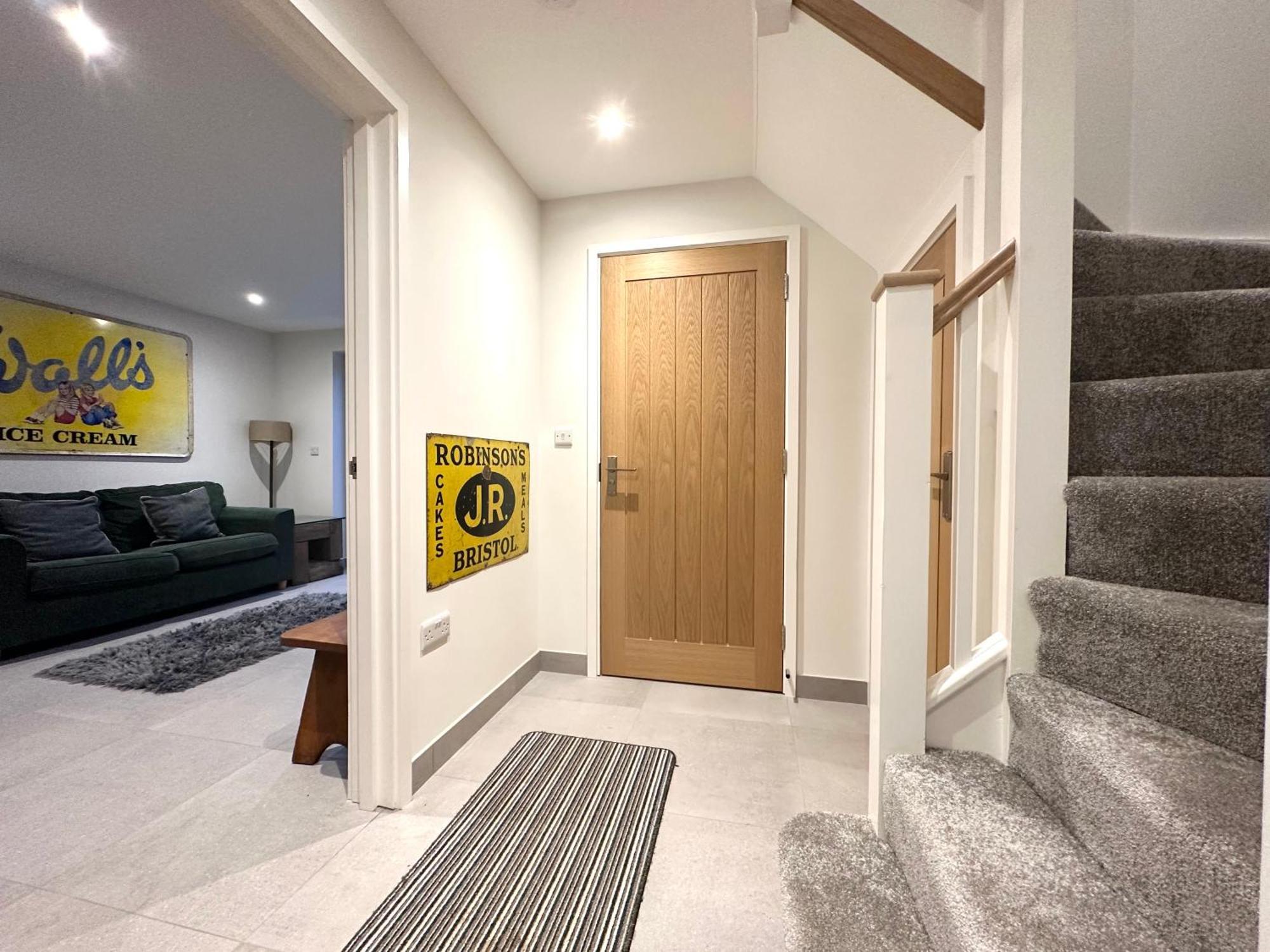 Modern Two Bedroom House Chilcompton Екстер'єр фото